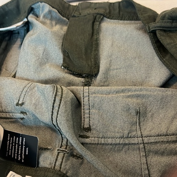 Torrid olive green pants first at fit 16 NWT casual comfy plus size work wear - Picture 11 of 14